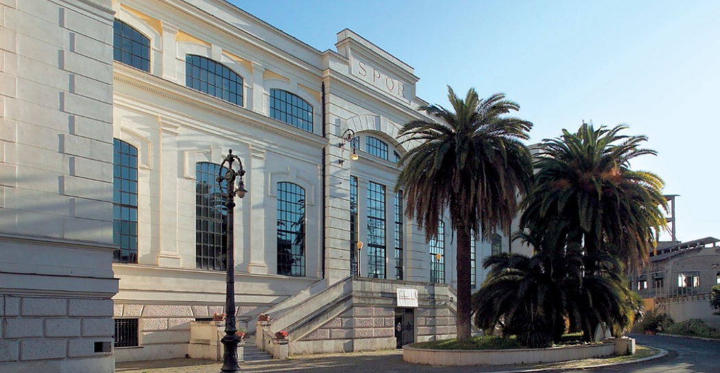 La facciata principale della Centrale Montemartini