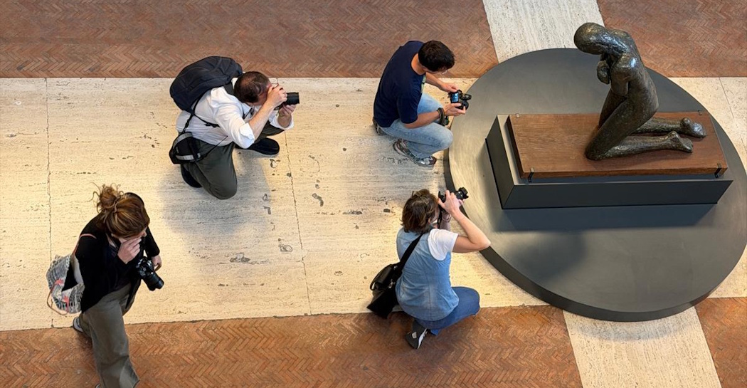 Modellare la luce: fotografare Brâncuși Modellare la luce: fotografare Brâncuși
