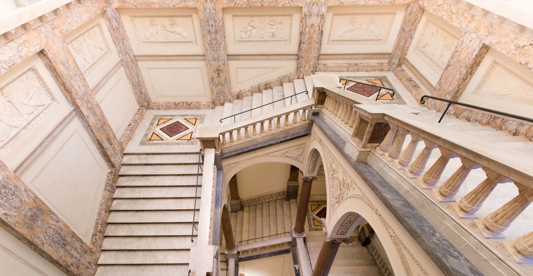 Scala monumentale del Museo di Roma